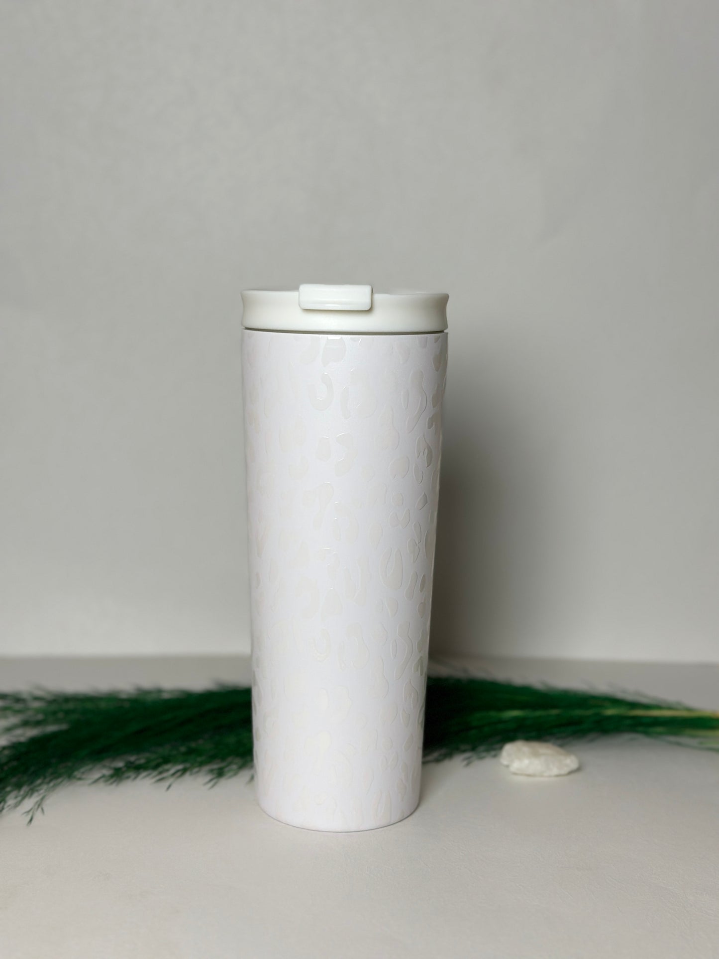 White stainless steel Cheetah print tumbler